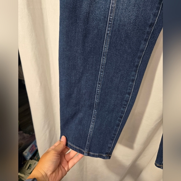 Duluth Trading Women's Jean-Netics High Rise Slim Leg Jeans Sz 16 - Picture 5 of 13